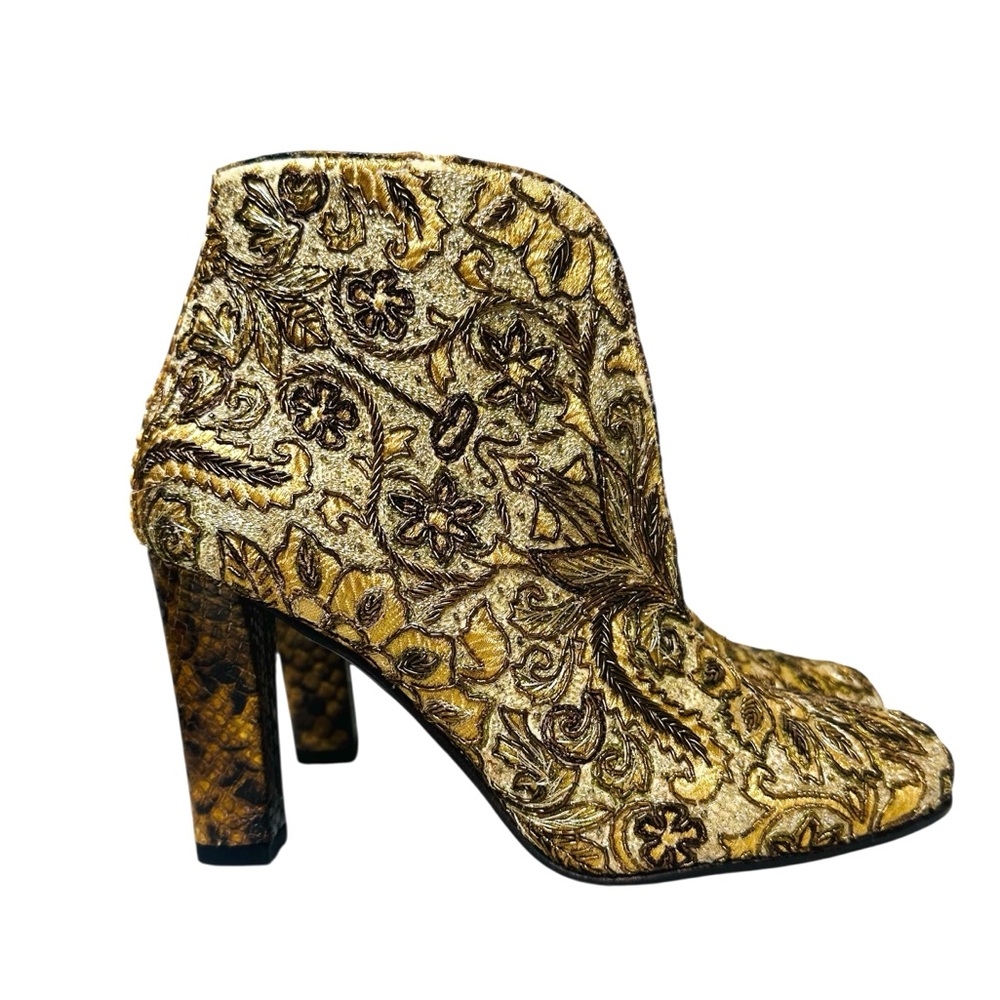 FRATELLI ROSSETTI VINTAGE EMBROIDERED, PYTHON ANKLE BOOTS.SIZE 6.
